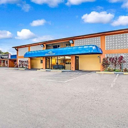 Airport Inn Tampa Esterno foto