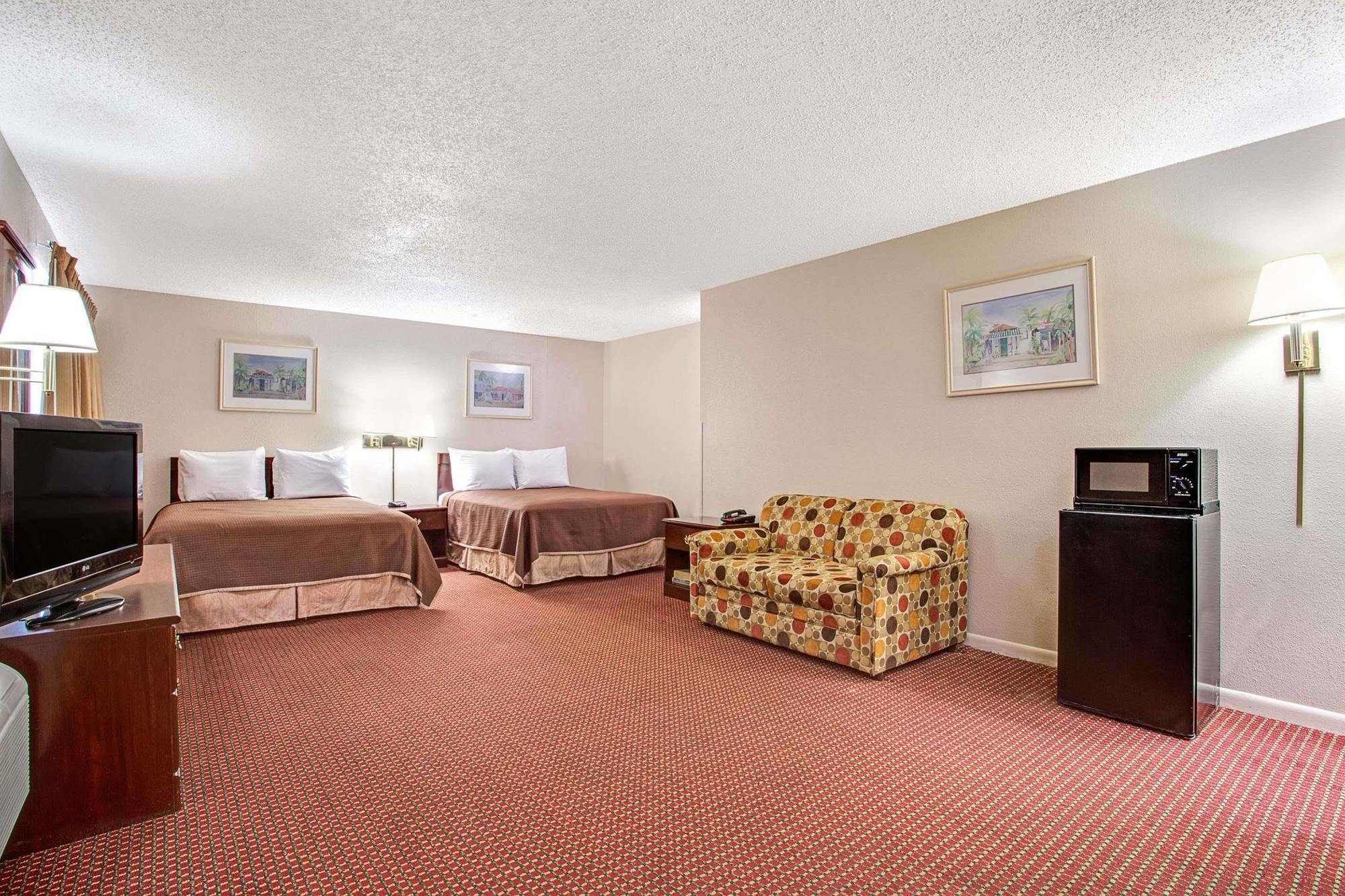 Airport Inn Tampa Esterno foto