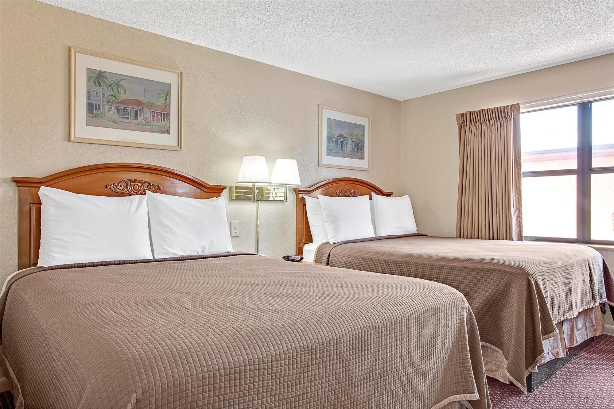 Airport Inn Tampa Esterno foto